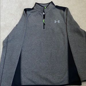 Beautiful brand new Underarmour Sweatshirt S